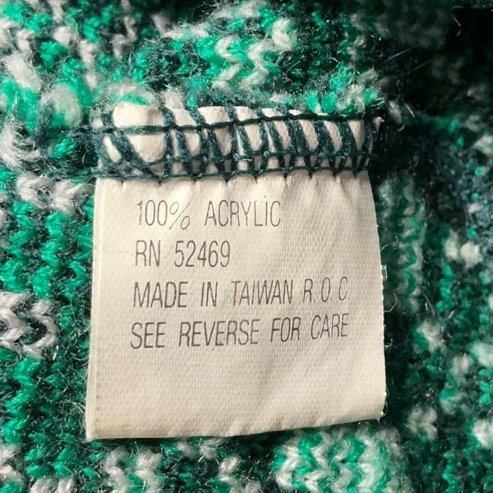 Intarsia Knit Green Cozy Dog Sweater - Picture 7 of 7